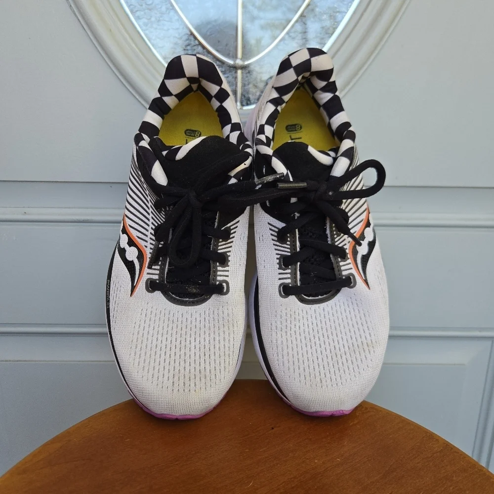 Saucony Guide 14 Running Sneakers